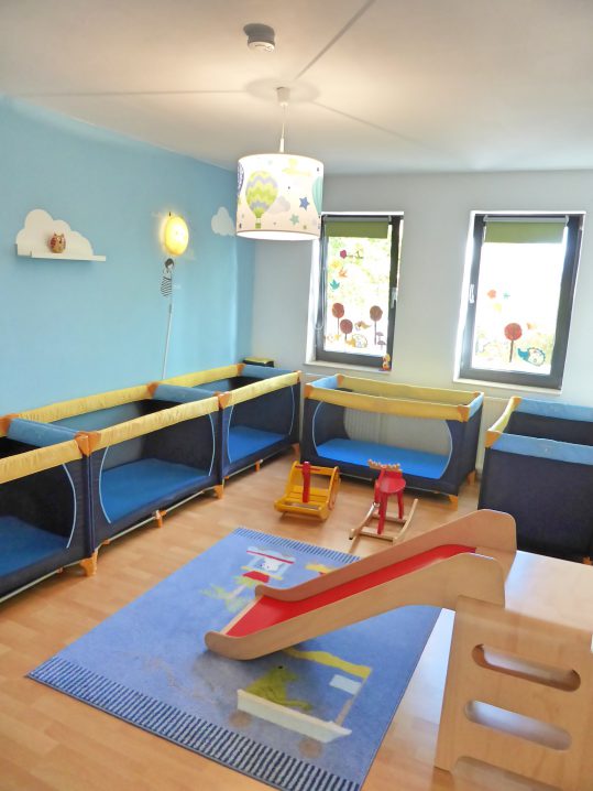 schlafzimmer-3-kita-kid-zone-kinderbetreuung